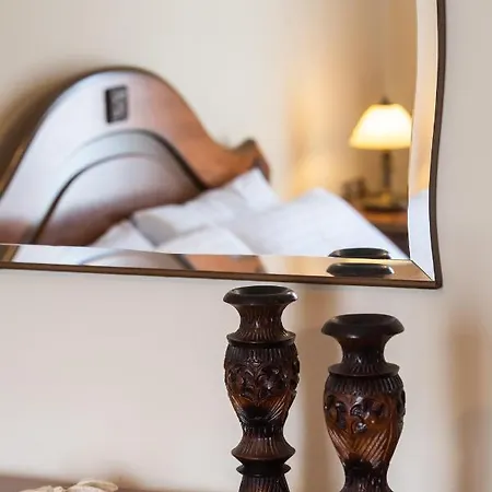 Luxury Rustic Mountain View Willa