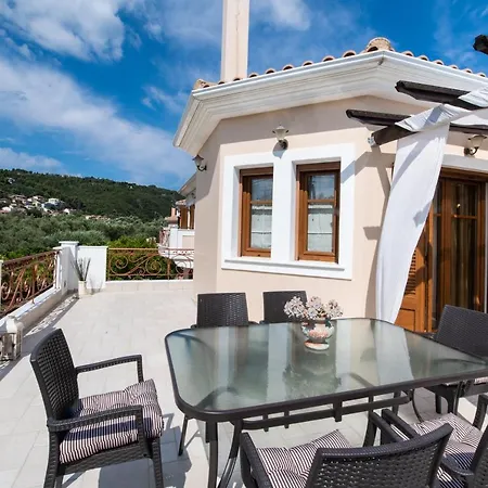 Luxury Rustic Mountain View Villa Lefkáda