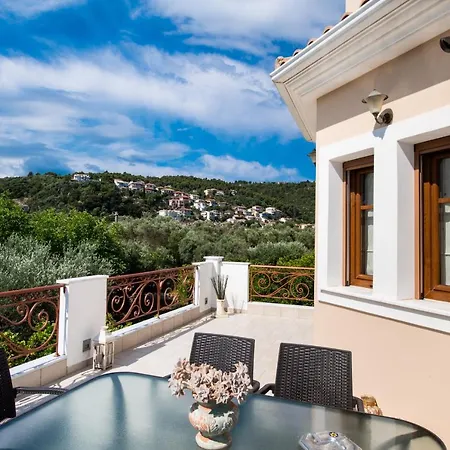 Luxury Rustic Mountain View Lefkáda