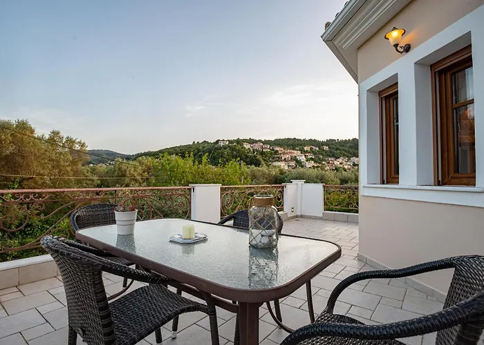 Luxury Rustic Mountain View Lefkáda