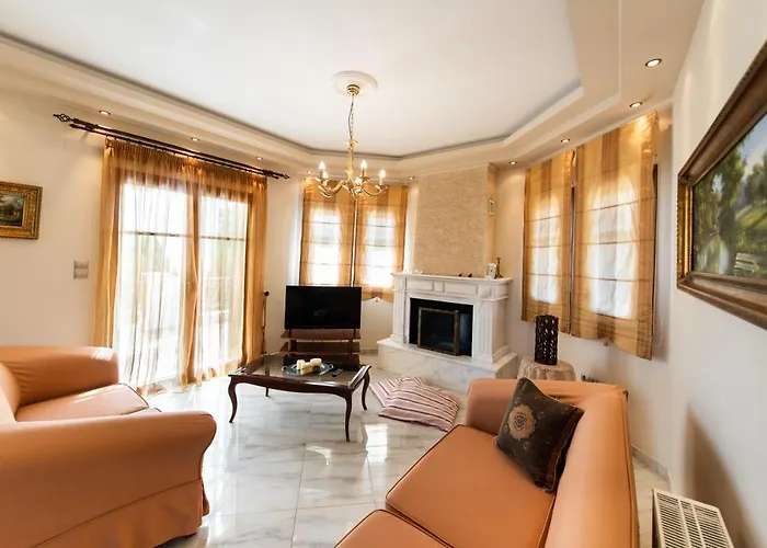 Luxury Rustic Mountain View Villa Lefkáda