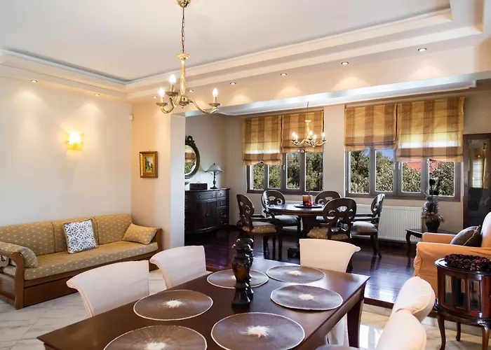 Villa Luxury Rustic Mountain View