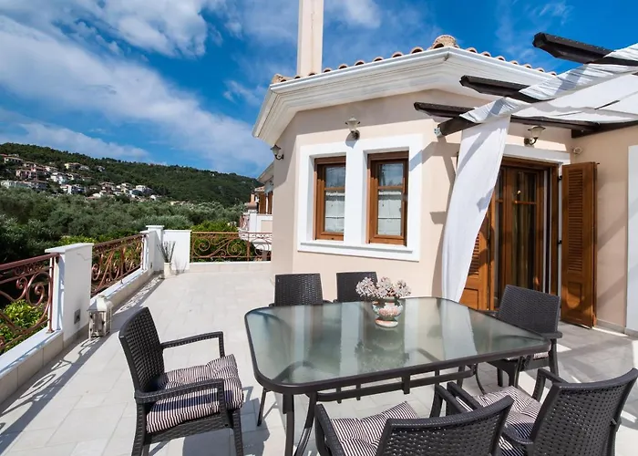 Luxury Rustic Mountain View Vilă Lefkáda